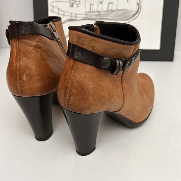 V-Italia Sonia 1113 Light Brown Leather Ankle Boots. Women’s Size 8. - Picture 13 of 14
